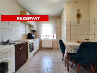 Apartament 3 camere Huedin  | Piața Republicii 